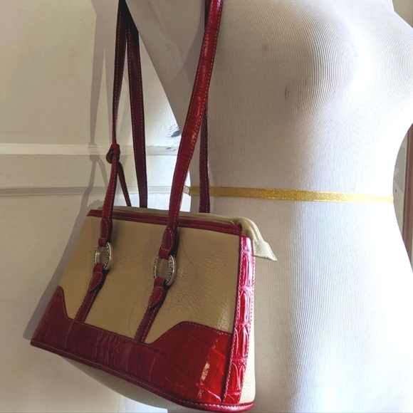 Brighton Vintage Leather Bag - Picture 4 of 9